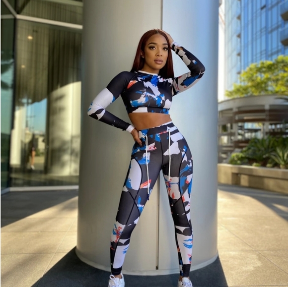 Fly Abstract Set - Picture 3 of 4